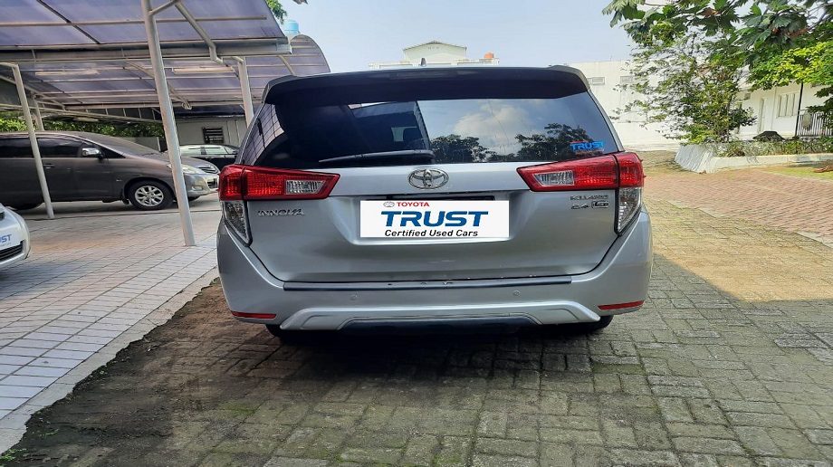 TOYOTA INNOVA 2.4 G AT 2018